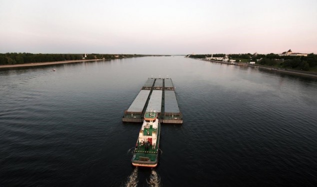 Барже-буксирные составы